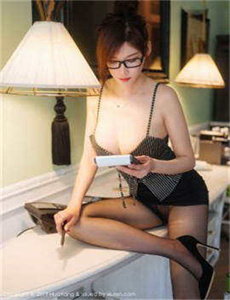 国产玩弄人妻出轨系列电影/老师机影院