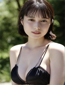 朝气蓬勃的岳母家生活