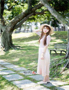 麻生希女教师AV在线看